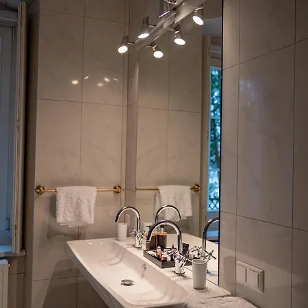 Palais Kneissl 4*