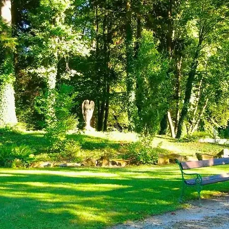 Bed & Breakfast Palais Kneissl *