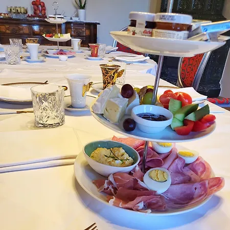 Palais Kneissl Burgau