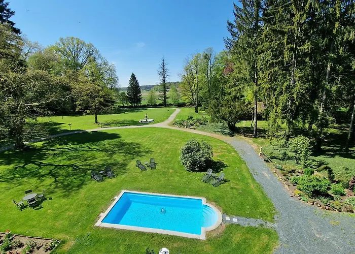 Palais Kneissl Bed & Breakfast