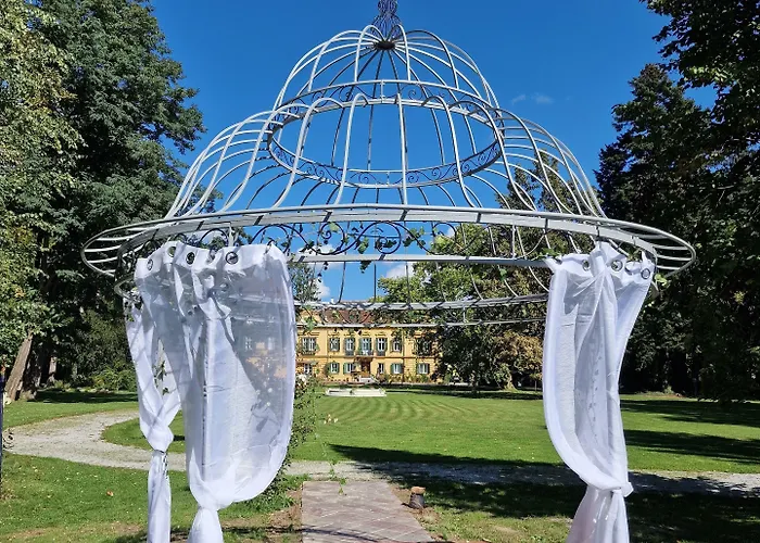 Palais Kneissl Burgau