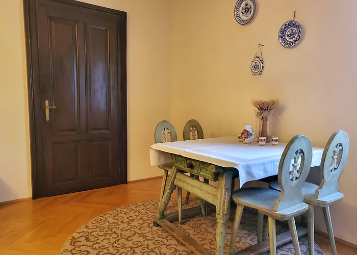 Palais Kneissl 4* Burgau